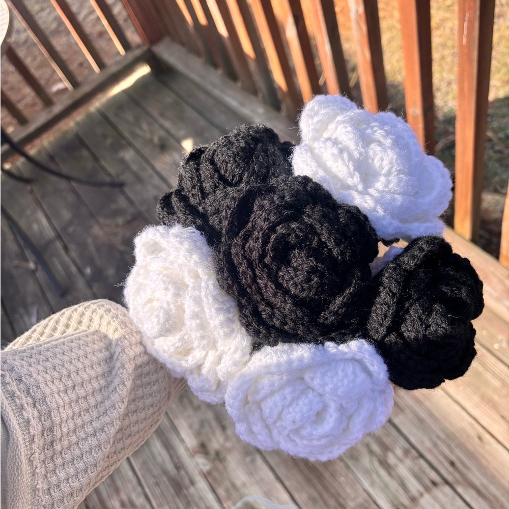 Crochet Goth Roses
